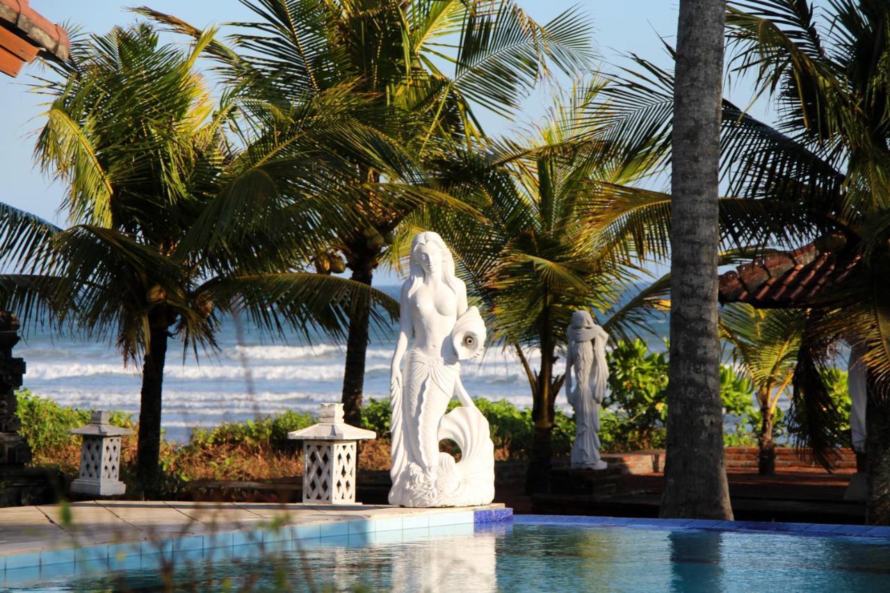 Bali Hai Island Resort Pekutatan  Exterior photo